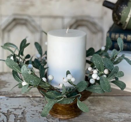 Candle Ring - Snowberry Mistletoe 4.5'