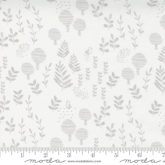 Moda - Little Ducklings - Trees and Leaves, White