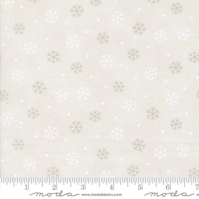 Moda - Woodland Winter - Snowflakes, White on White