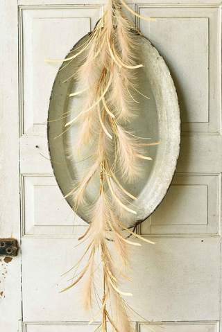 Garland - Whisp 6', Pale Mellow