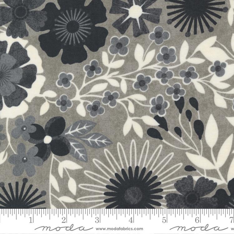 Moda - Date Night - Large Floral, Grey Couture