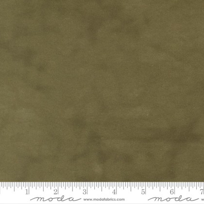 Moda - Gathering Basics Flannel - Primitive Muslin Solid, Evergreen