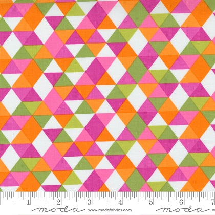 Moda - Petal Power - Geometric Triangles, Popping Pink