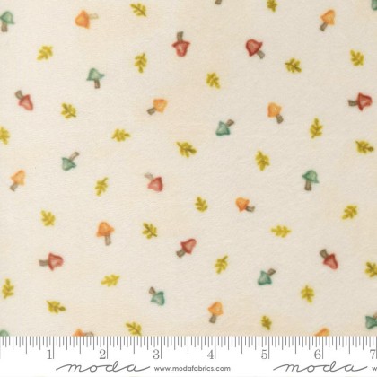 Moda - Quilting Cuddle - Effies Woods Cuddle - Tiny Mushroom Ditsy, Cloud