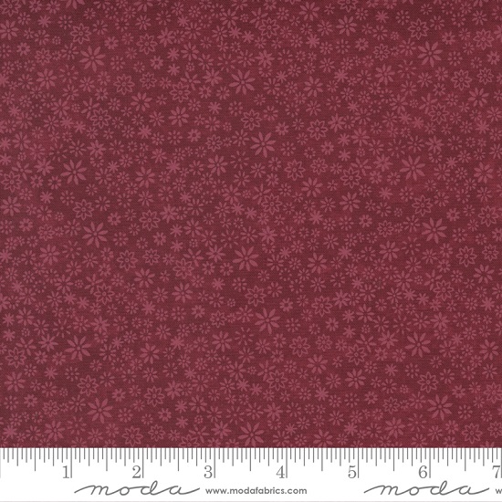 Moda - Winter Flurries - Mini Flower, Berry Red