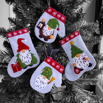 Wall Quilt Pattern - Christmas Gnomes - 13' x 15'